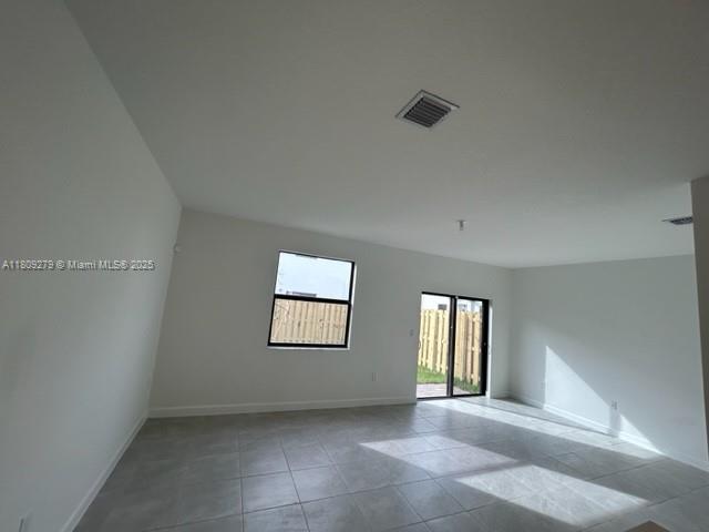 SIENA RESERVE - Residential Lease