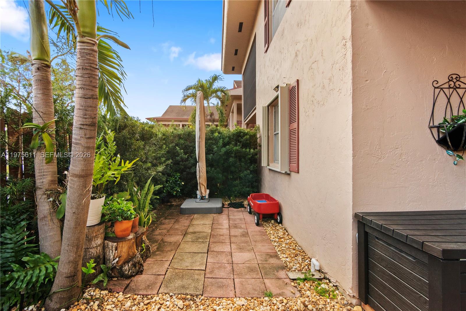 PINE GROVE CONDO - Residential Lease