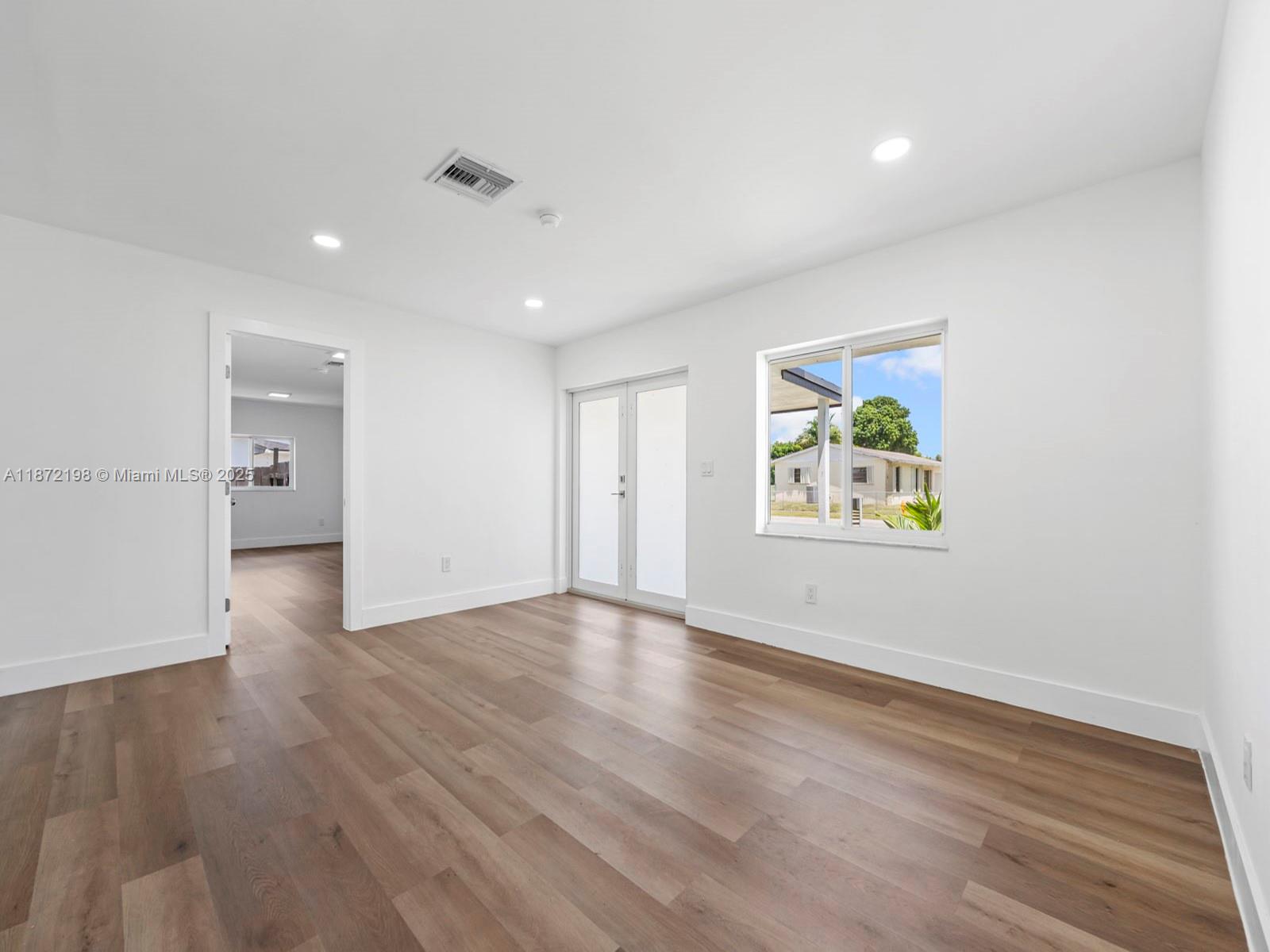 7TH ADDN TO RICHMOND HEIG - Residential