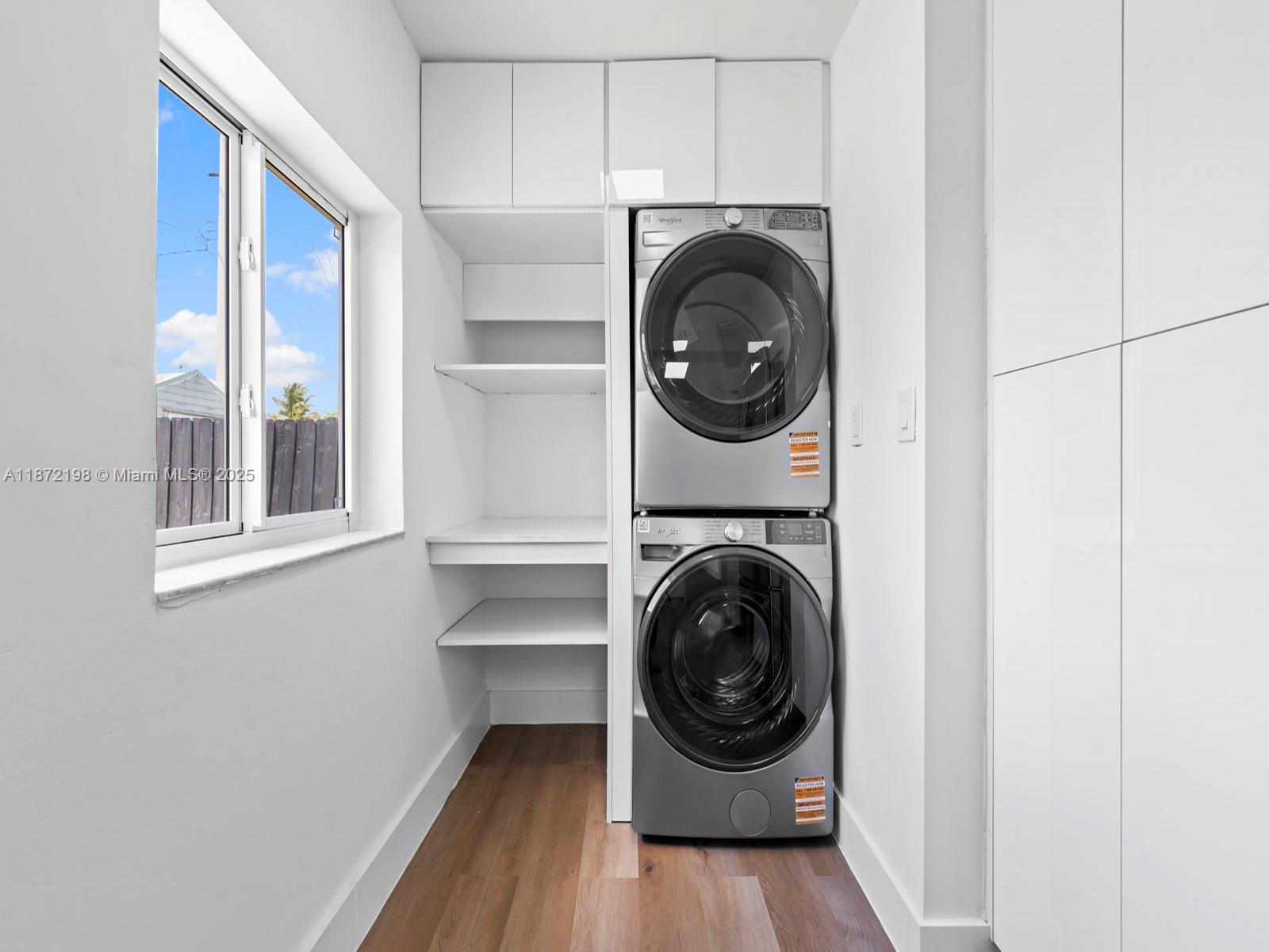 7TH ADDN TO RICHMOND HEIG - Residential