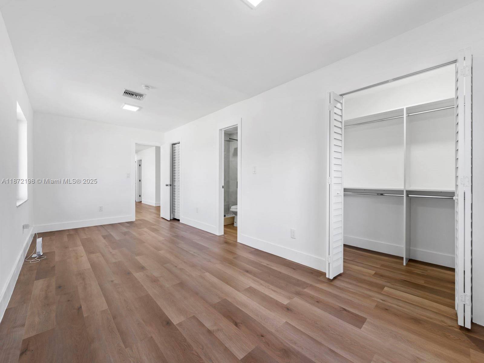 7TH ADDN TO RICHMOND HEIG - Residential