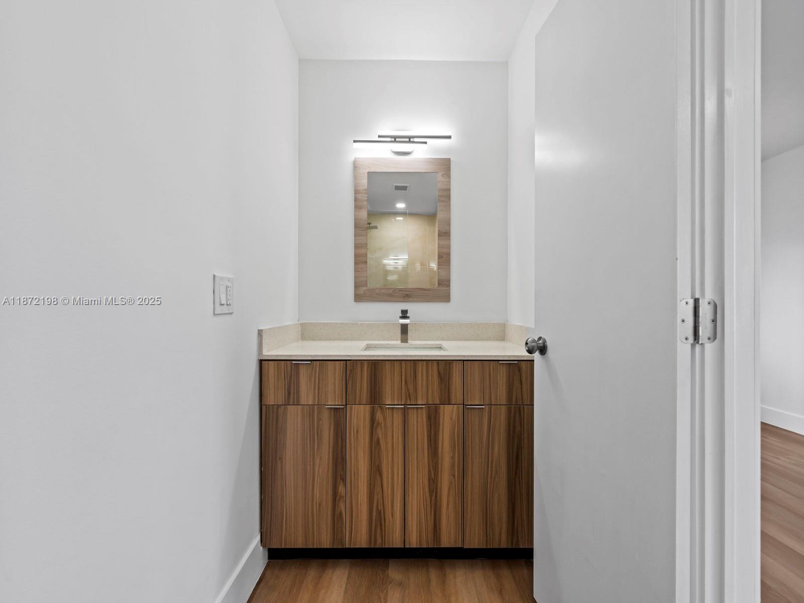 7TH ADDN TO RICHMOND HEIG - Residential