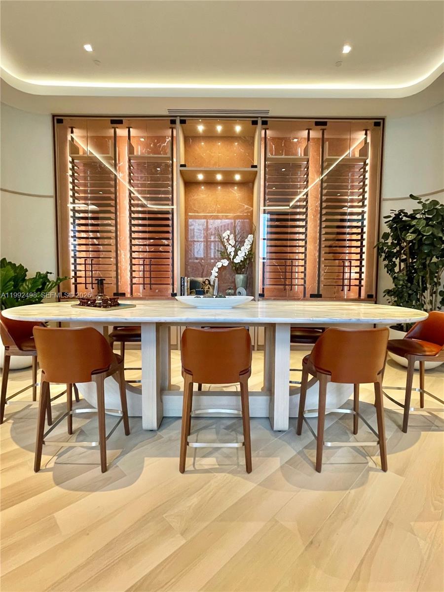 BRICKELL POINT - Residential