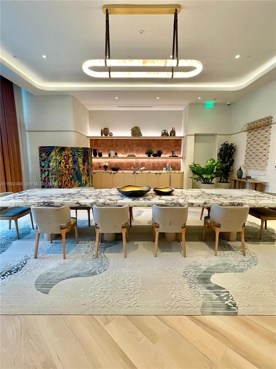 BRICKELL POINT - Residential