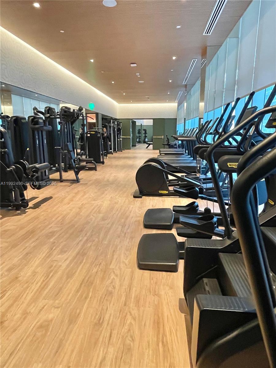 BRICKELL POINT - Residential