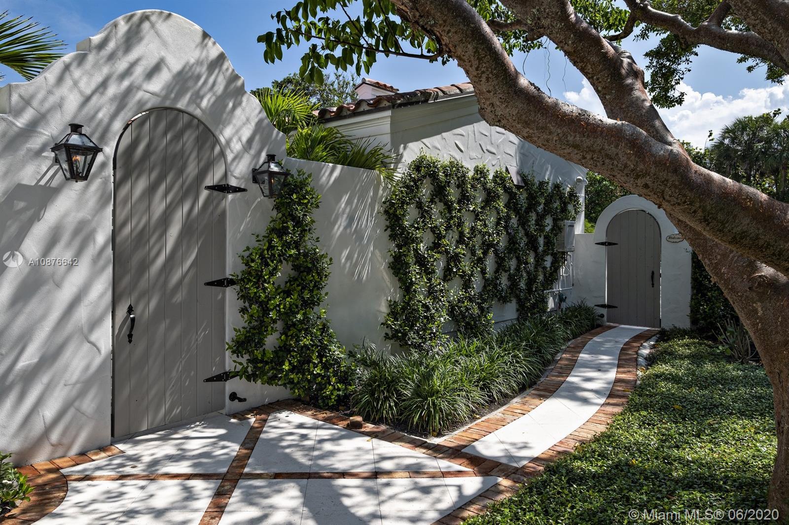 JUPITER ISLAND - Residential