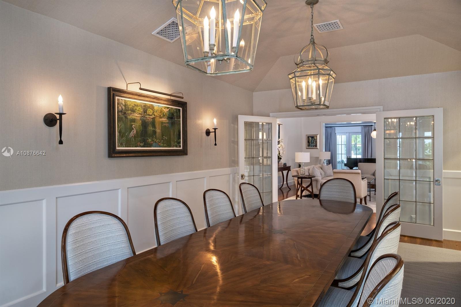 JUPITER ISLAND - Residential