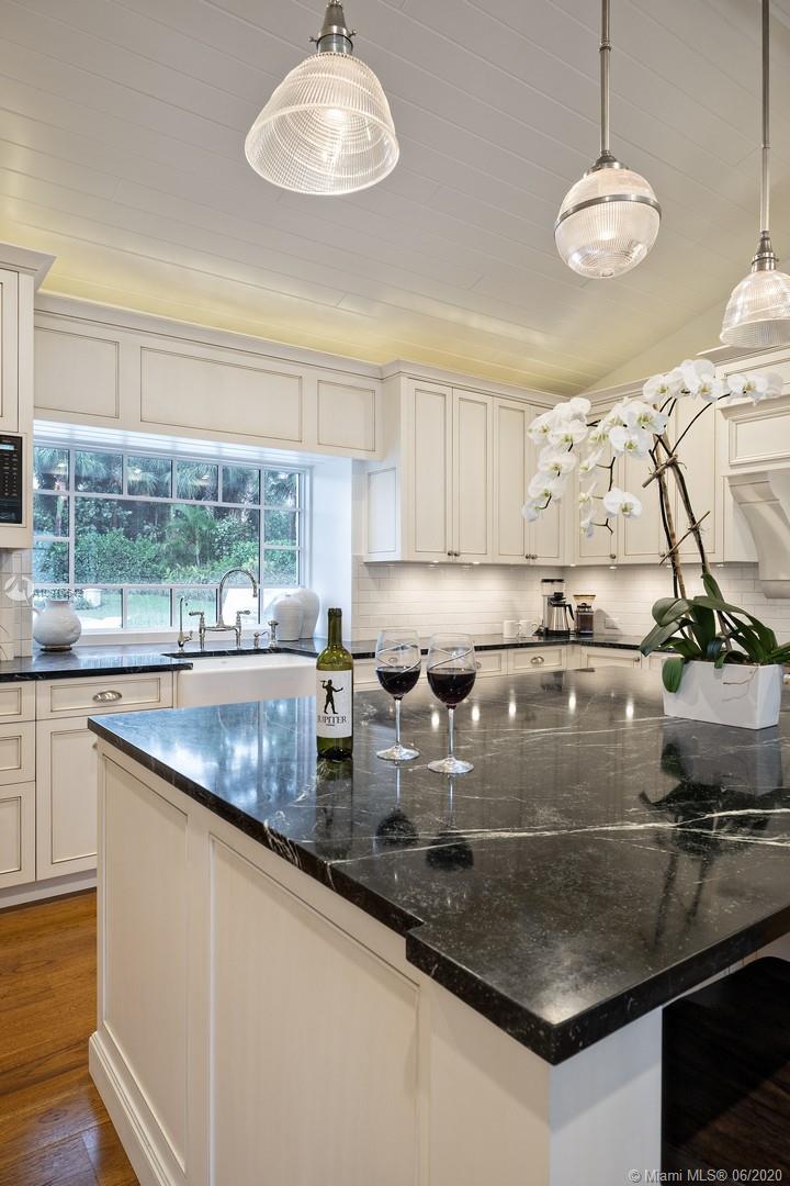 JUPITER ISLAND - Residential