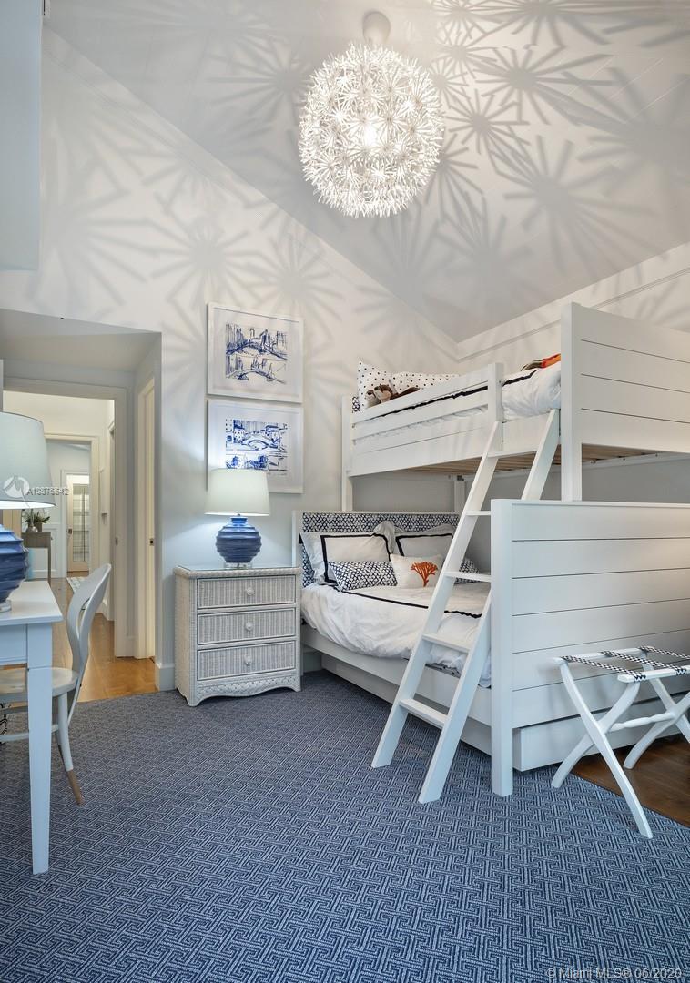 JUPITER ISLAND - Residential