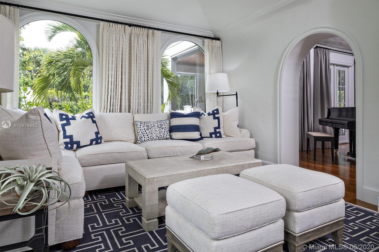 JUPITER ISLAND - Residential