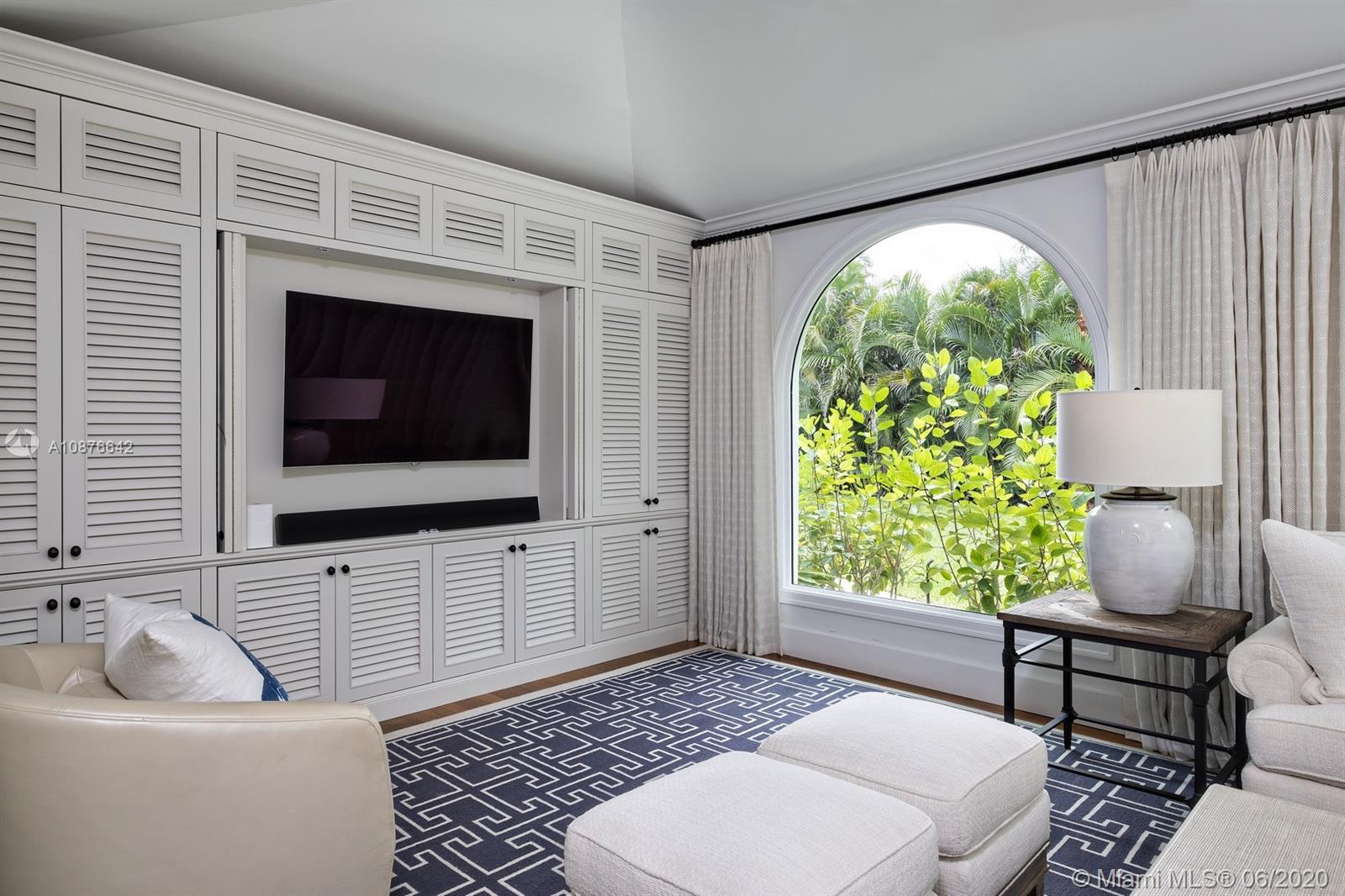 JUPITER ISLAND - Residential