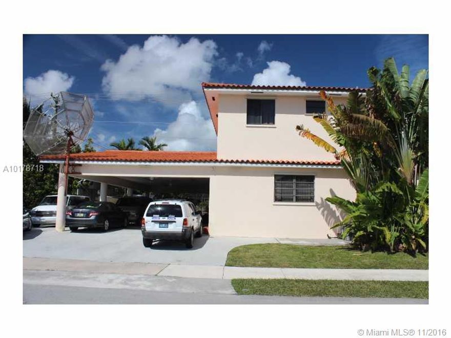 Duplex close to Palmetto, Coral Way, Tropical Park and Bird Road. A block away  to Publix, Best Buy, Target and more. Single family UPSTAIRS APARTMENT in a duplex. 2/2 updated ktichen w/ washer dryer and huge balcony wraping around house patio.   2nd floor terrace, frui t trees, avocado, mango, mamey and star fruit. Live in an apartment inside a singe family home. Very confortable. Space for 2 cars. ***NO PETS**Call LA for showings with 24-36  hours notice please.