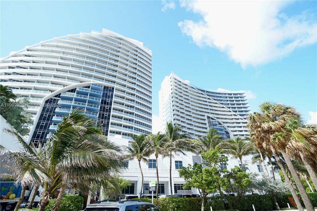 Photo of 3101 Bayshore Dr #2202, Fort Lauderdale, FL 33304 (MLS # A11962936)