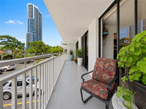 Photo of 210 174th St #M18, Sunny Isles Beach, FL 33160 (MLS # A12038599)