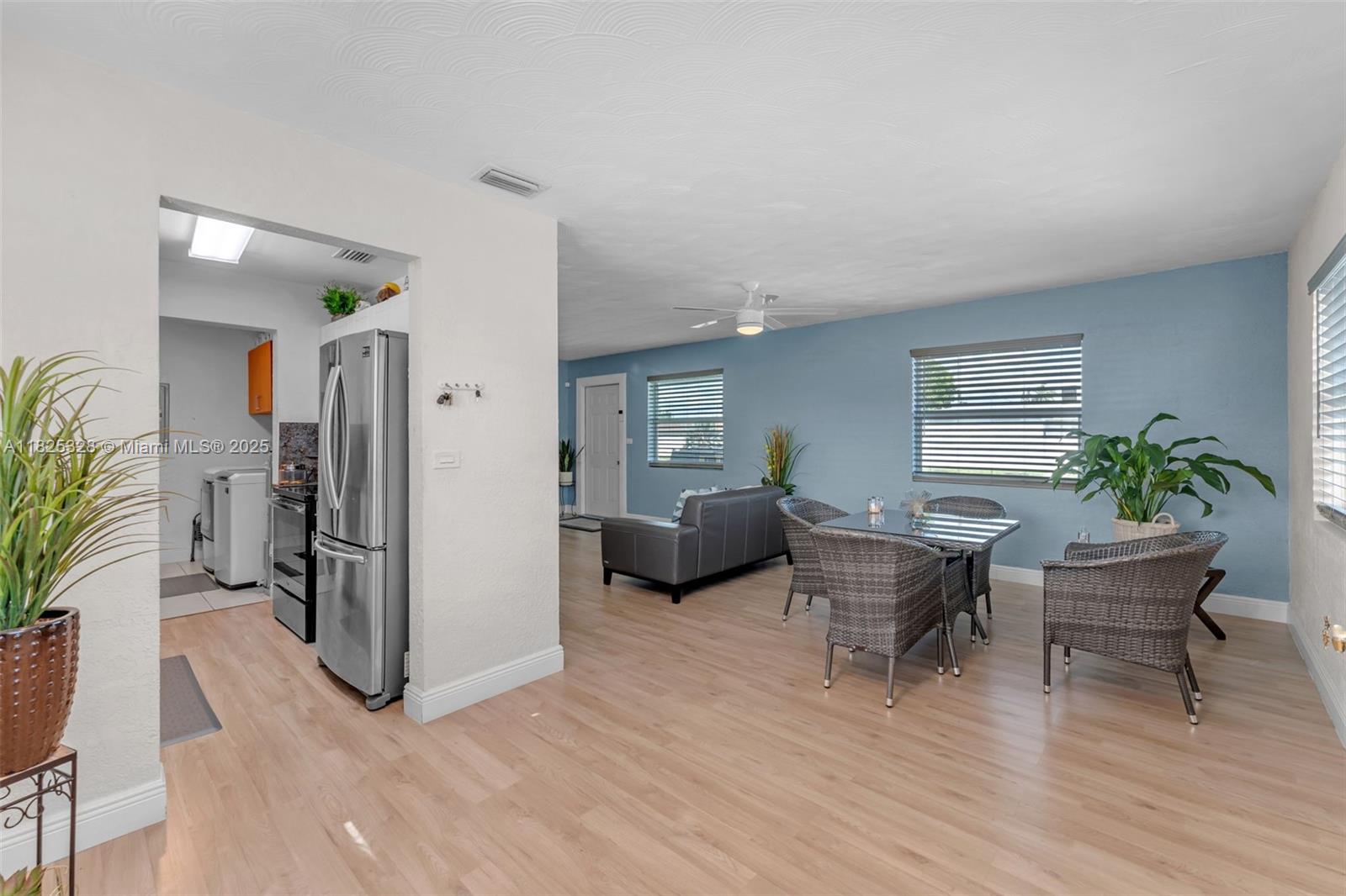 15041 Pierce St