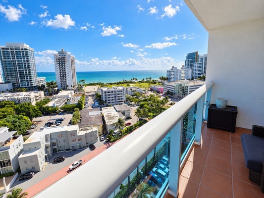 6770 INDIAN CREEK DR APT 14C, MIAMI BEACH, FL 33141 - Image 324457c6f7fc0e52ff22dde330c2069a/2439939863