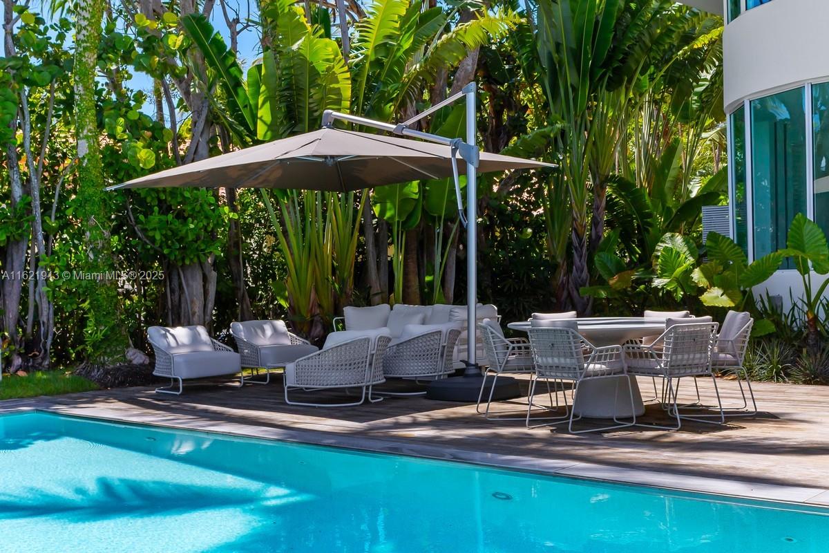 CAPE FLORIDA SUB SEC 3 - Residential