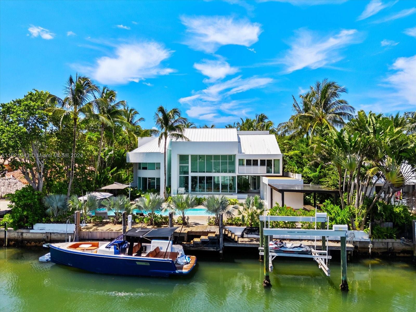 161 Cape Florida Dr