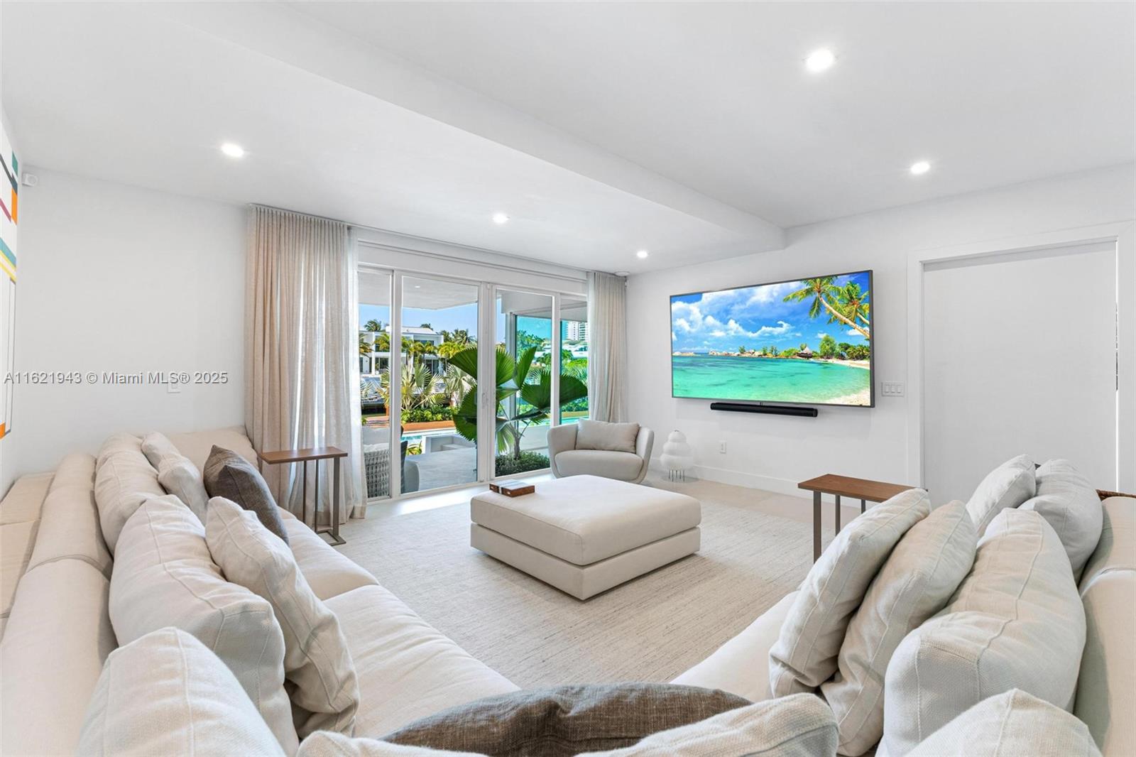 CAPE FLORIDA SUB SEC 3 - Residential