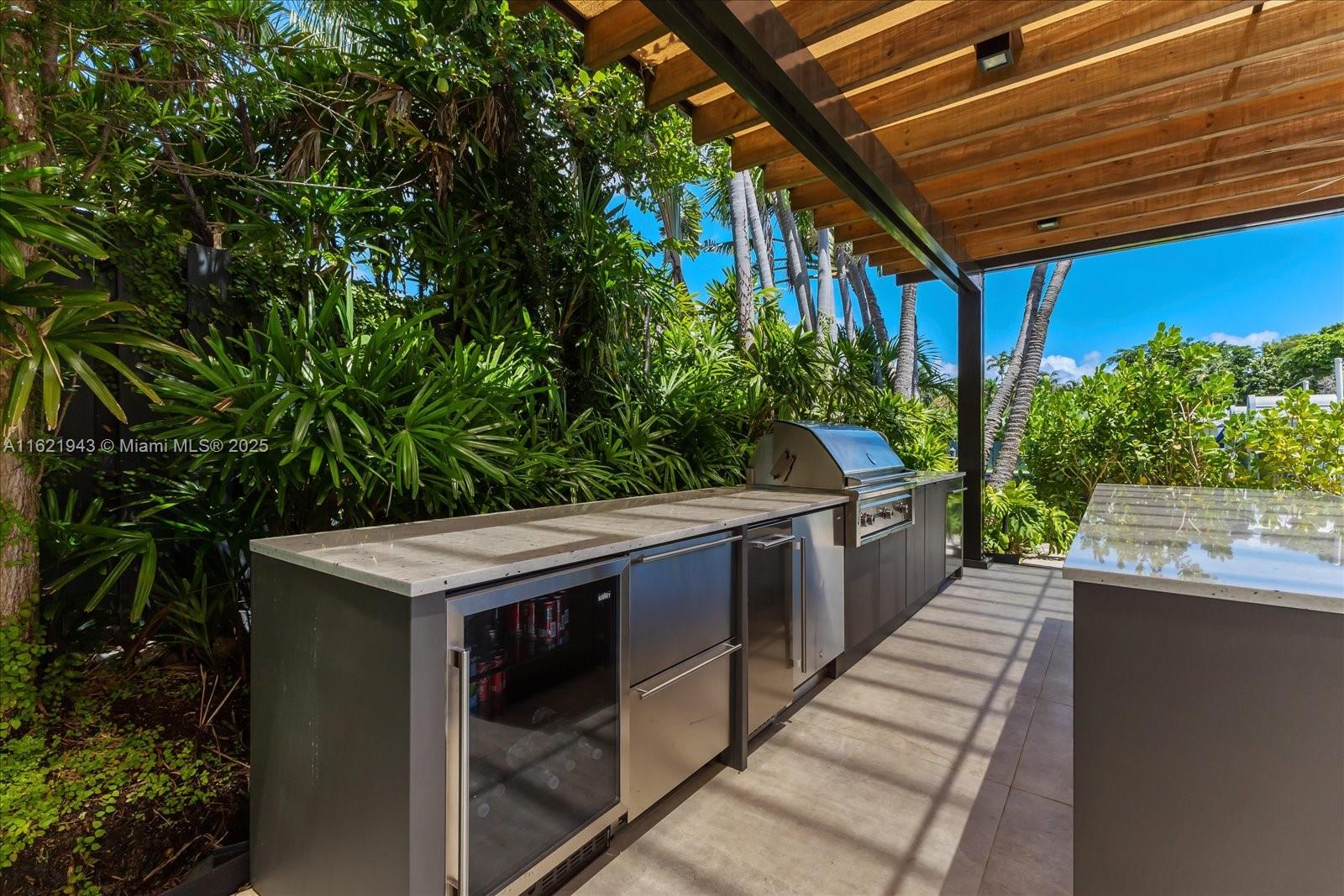 CAPE FLORIDA SUB SEC 3 - Residential