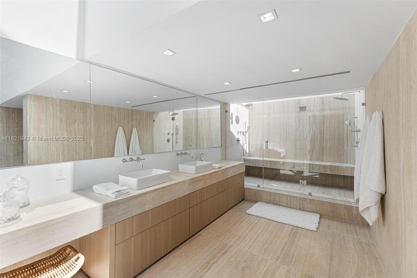 CAPE FLORIDA SUB SEC 3 - Residential