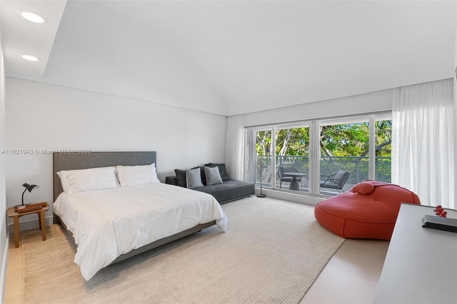 CAPE FLORIDA SUB SEC 3 - Residential