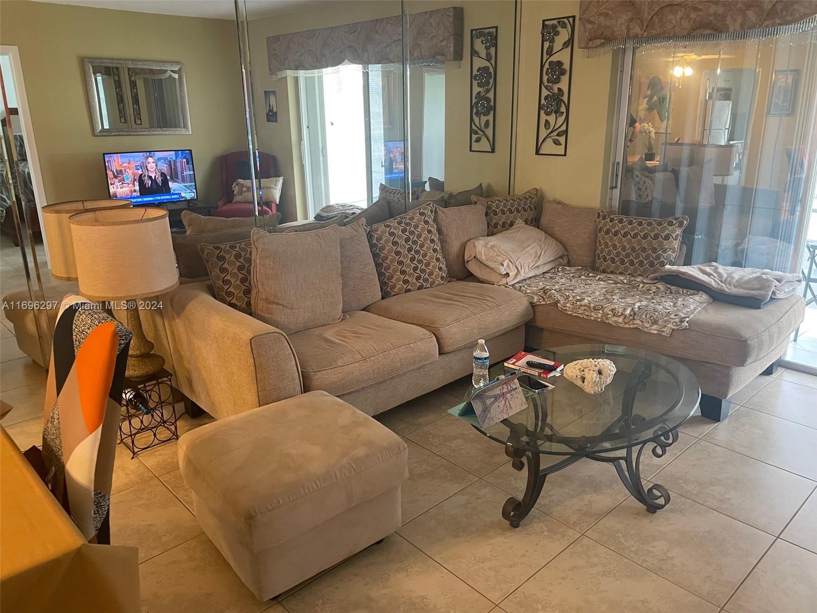 Property for Sale at 2750 W Golf Blvd 233, Pompano Beach, Broward County, Florida - Bedrooms: 2 
Bathrooms: 1  - $139,900