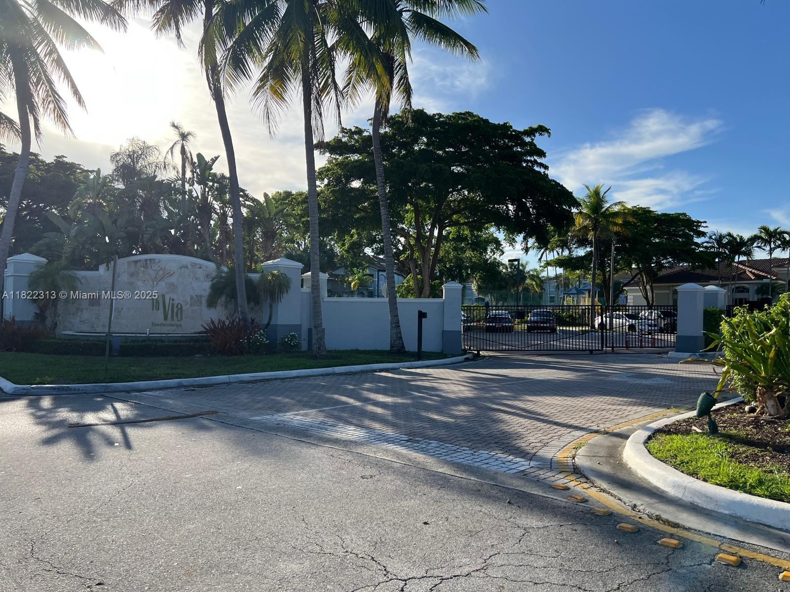 LA VIA CONDO - Residential Lease