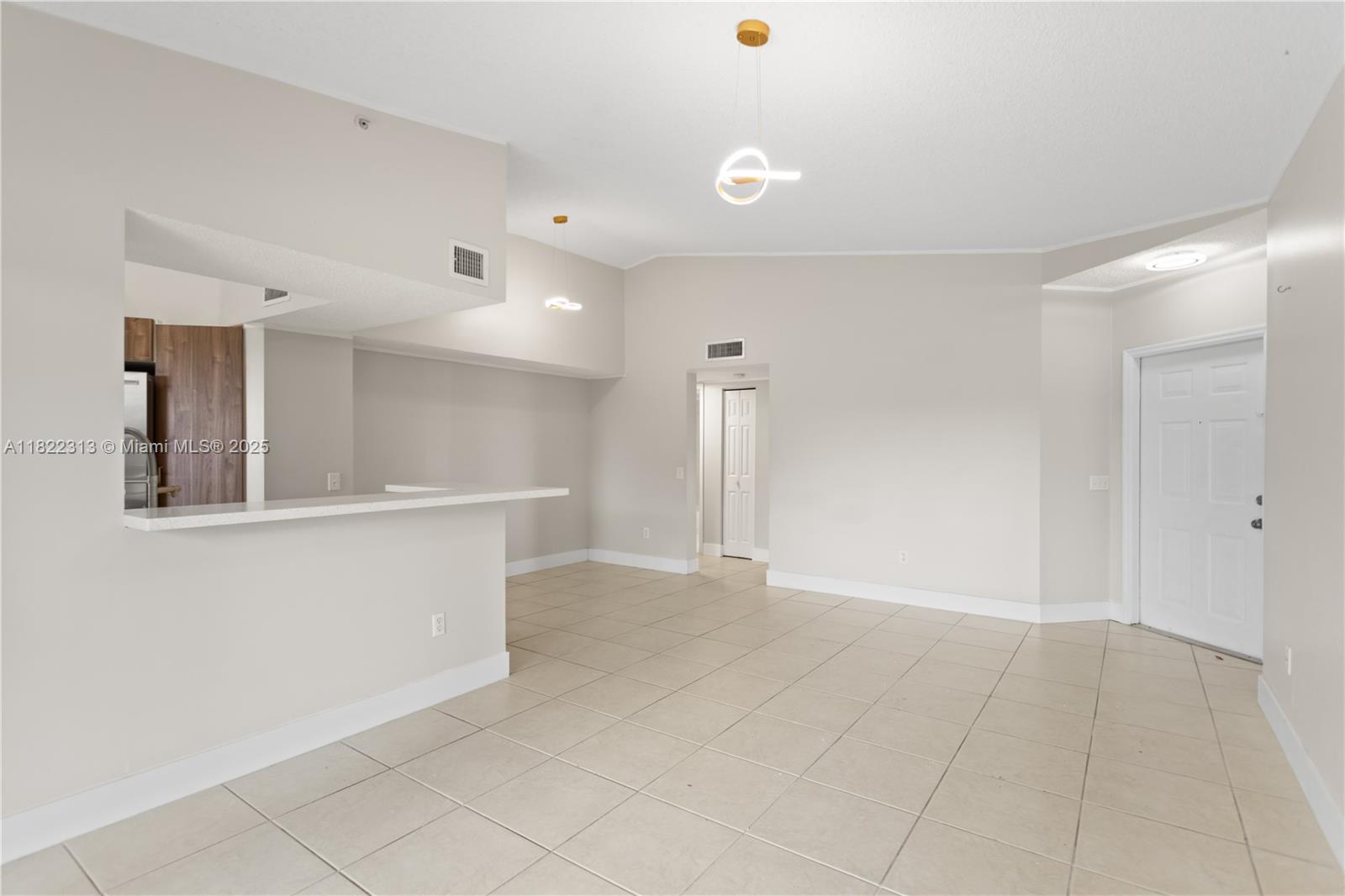 LA VIA CONDO - Residential Lease