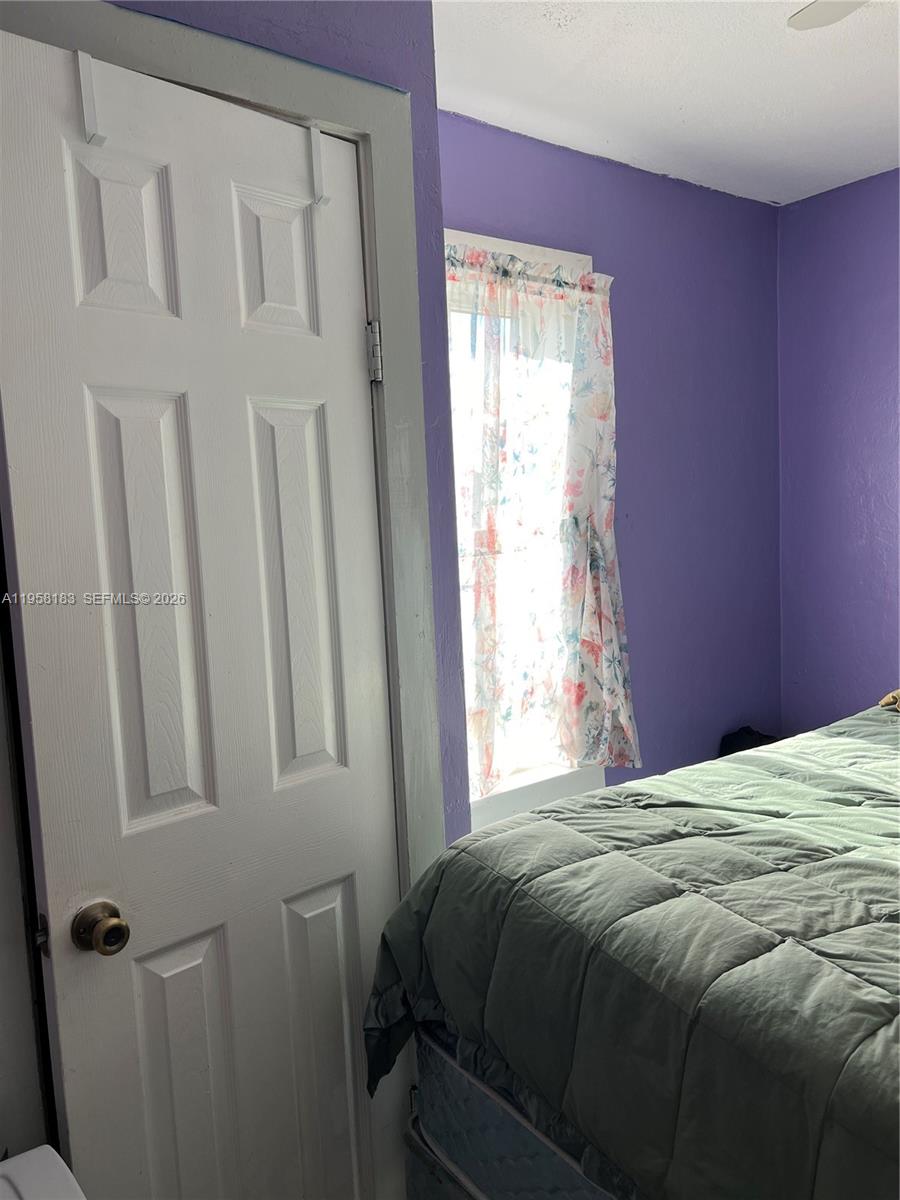 HOLLYWOOD TERRACE - Residential