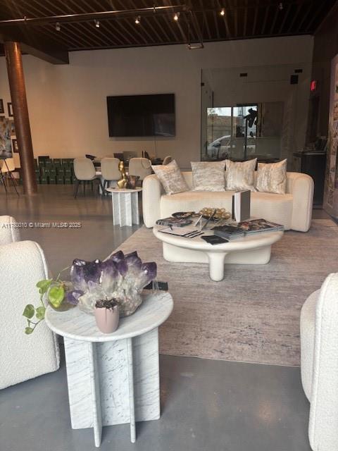 2602 NW 5 ave