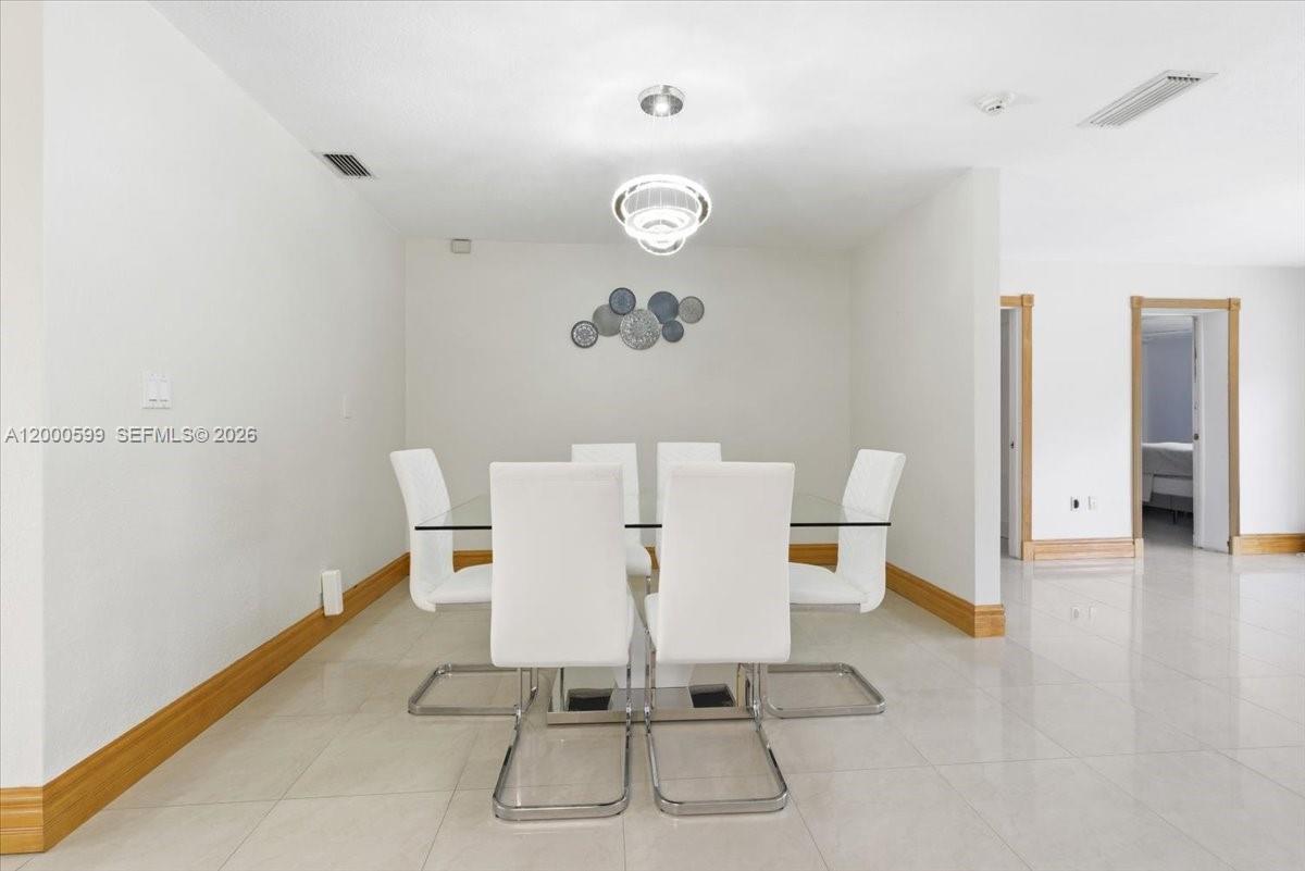 PALM SPRINGS LAKES 2ND AD - Residential