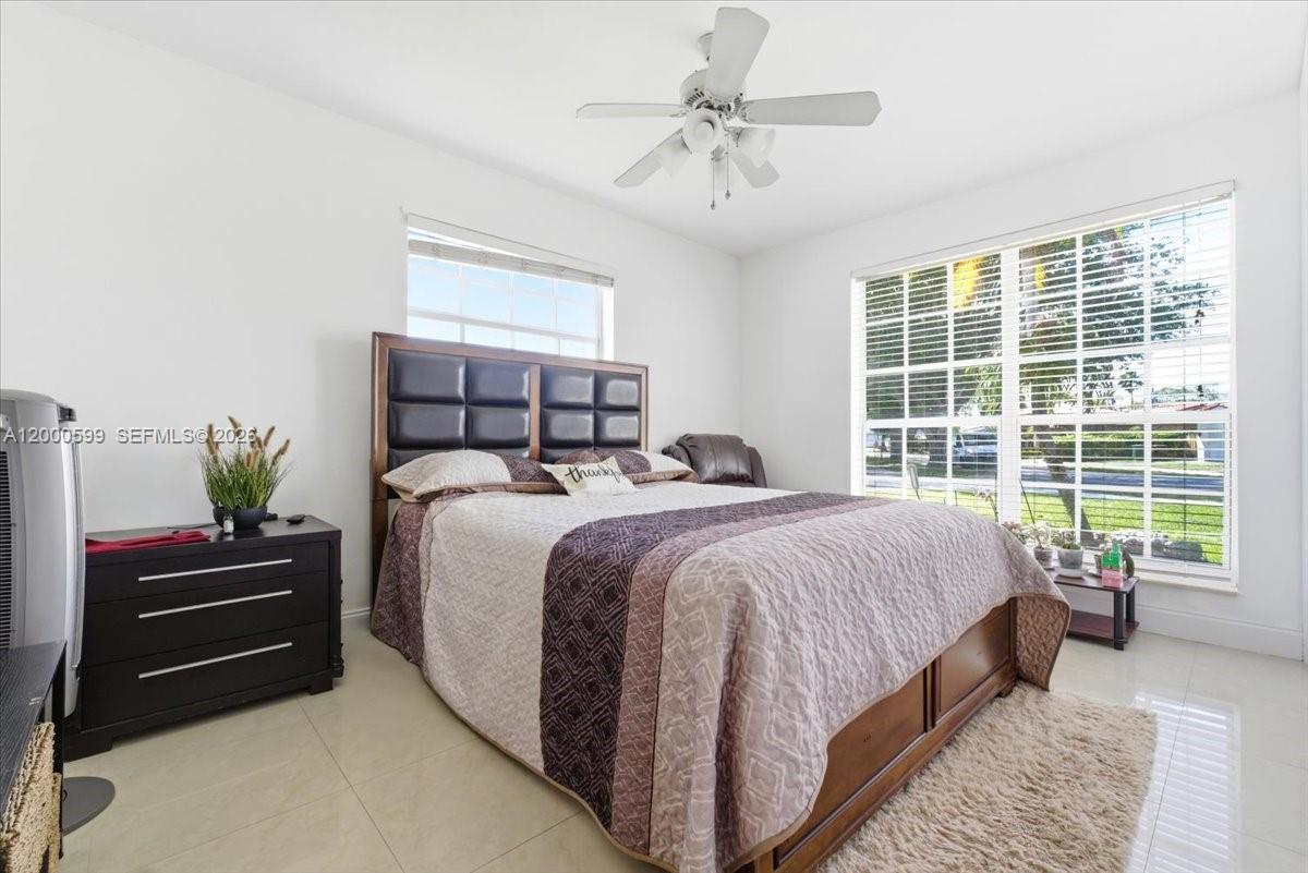 PALM SPRINGS LAKES 2ND AD - Residential