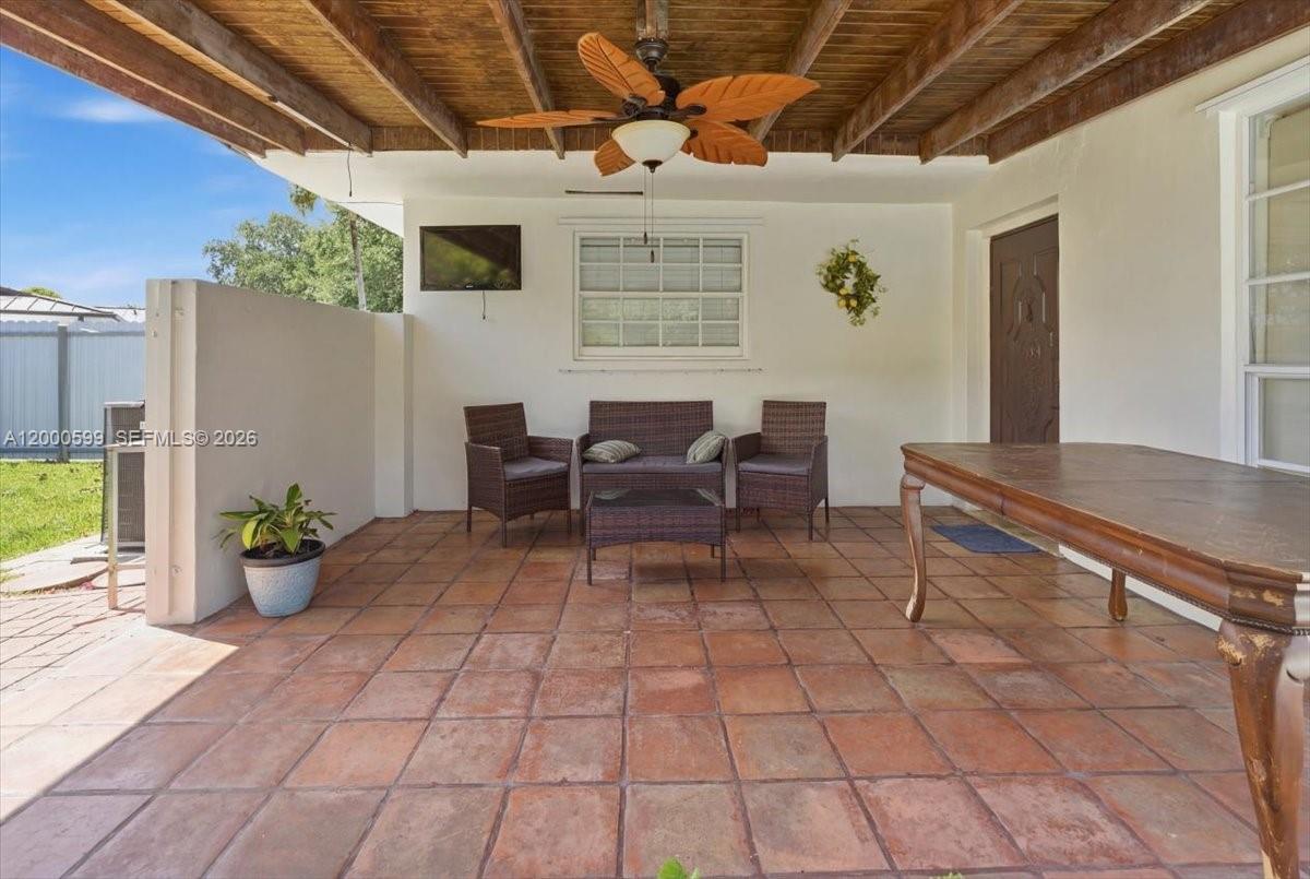 PALM SPRINGS LAKES 2ND AD - Residential