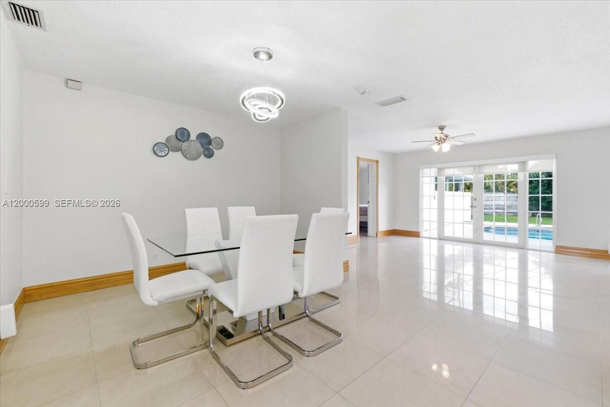 PALM SPRINGS LAKES 2ND AD - Residential