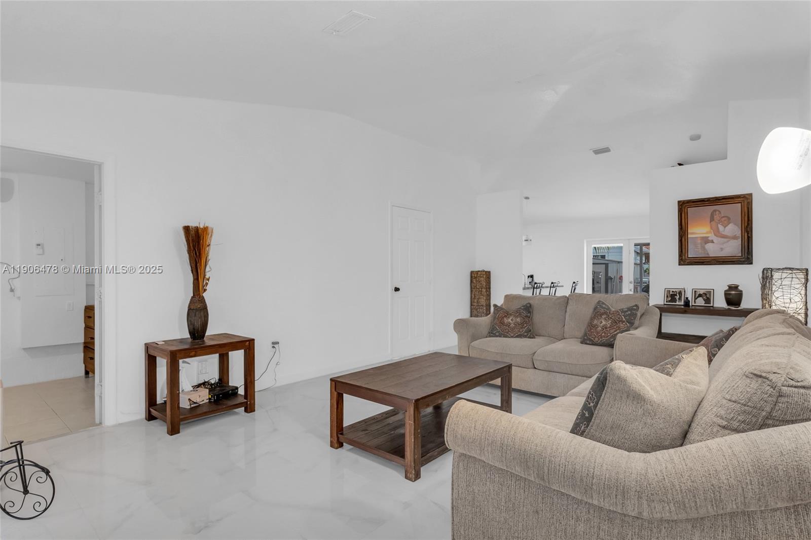 PRECIOUS HOMES AT LAKES B - Residential