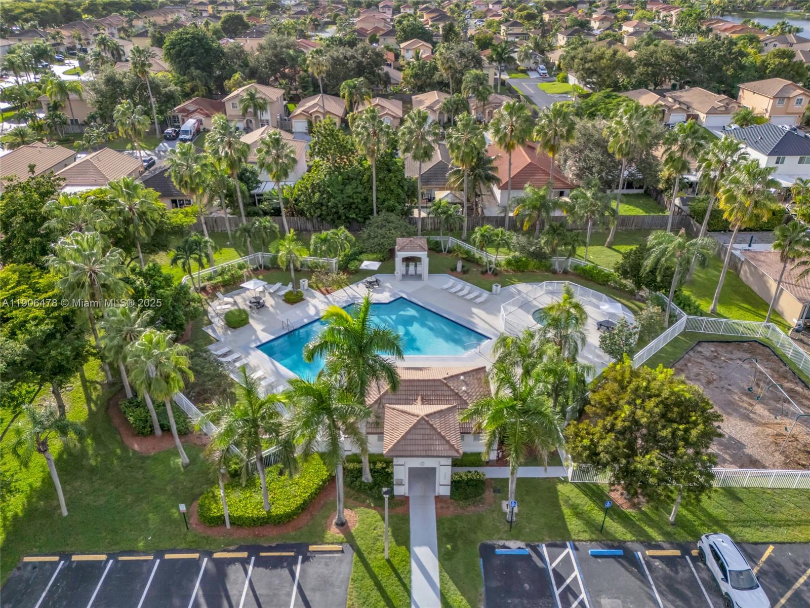 PRECIOUS HOMES AT LAKES B - Residential