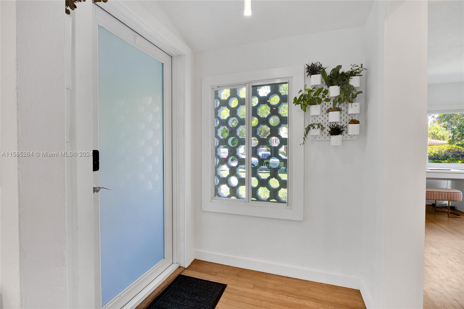 CORAL GABLES SEC E - Residential