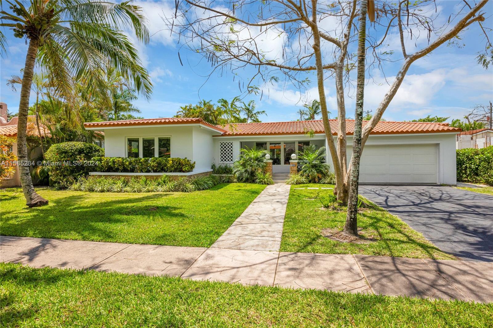 Property for Sale at 1246 Obispo Ave, Coral Gables, Broward County, Florida - Bedrooms: 4 
Bathrooms: 3  - $2,375,000