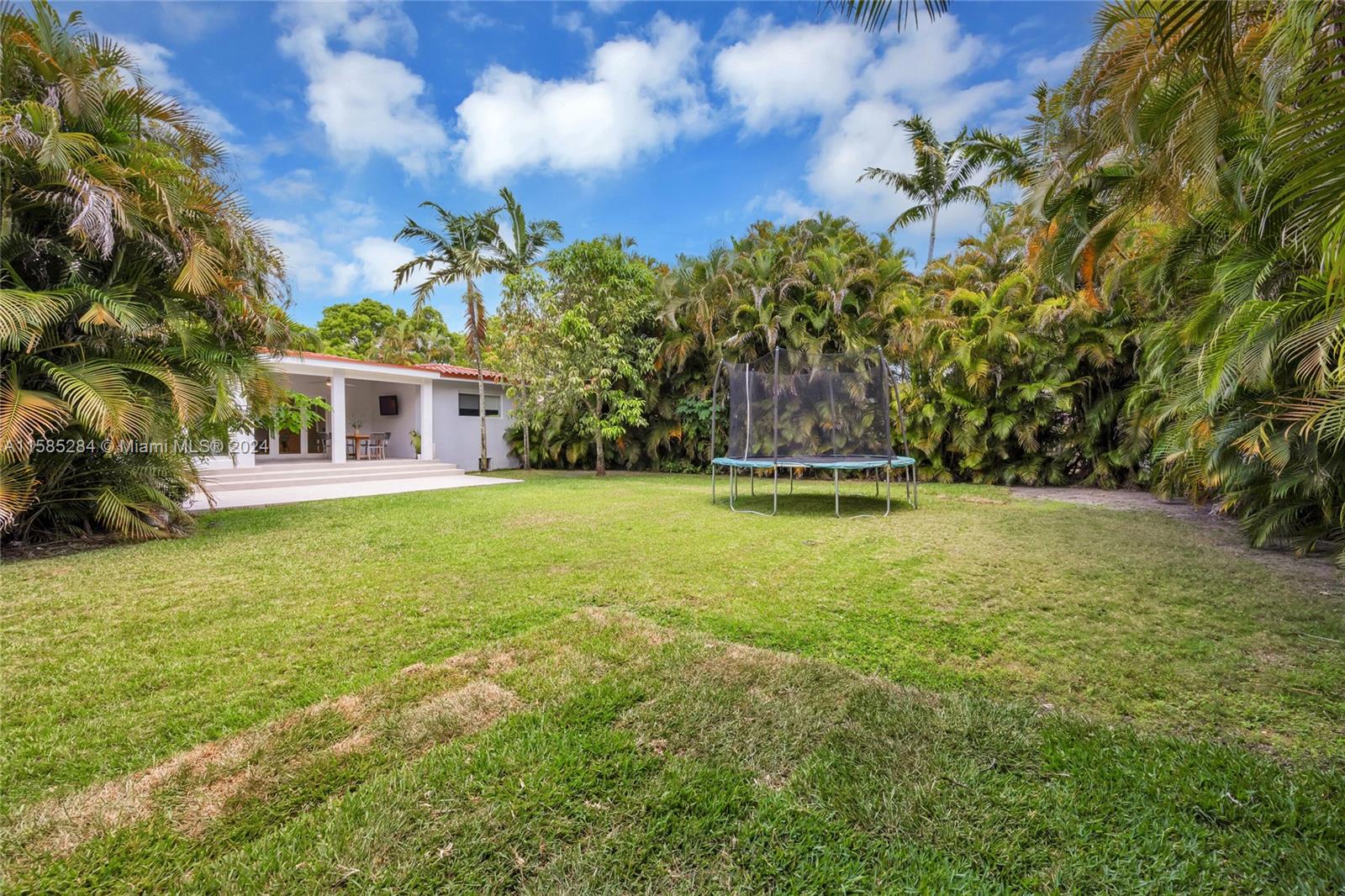 CORAL GABLES SEC E - Residential