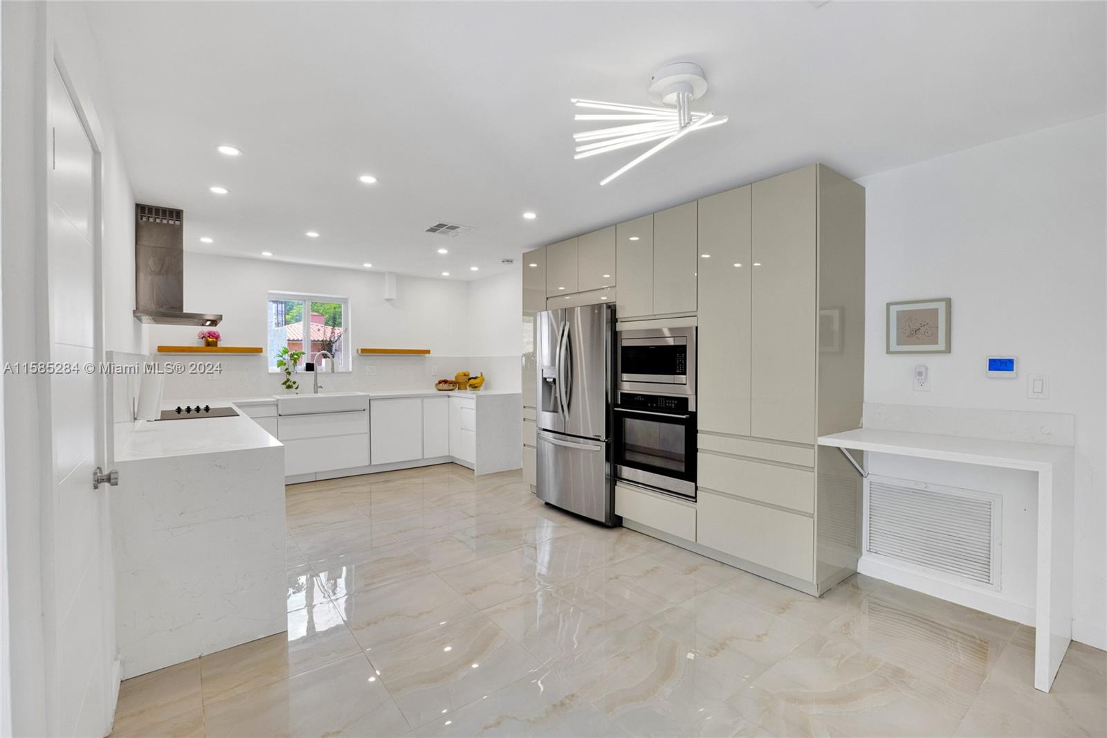 CORAL GABLES SEC E - Residential