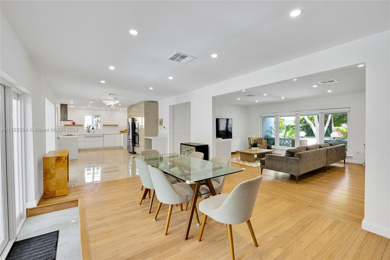 CORAL GABLES SEC E - Residential