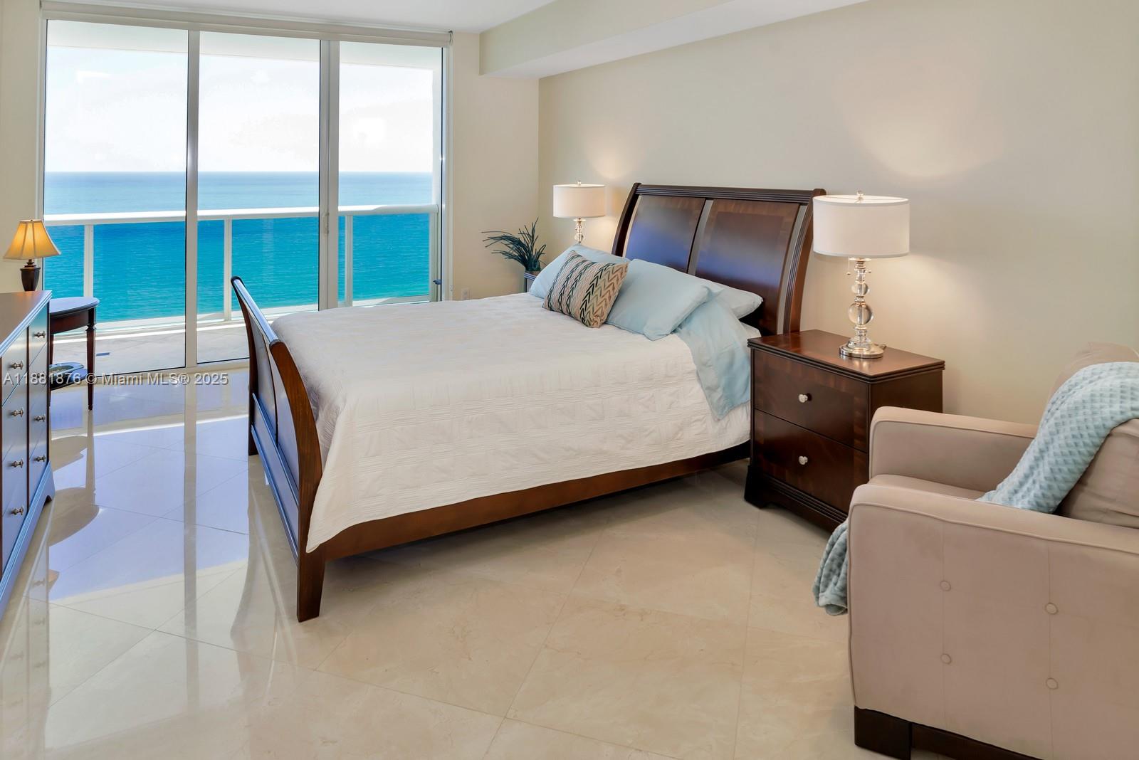 BEACH CLUB CONDO - Residential Lease