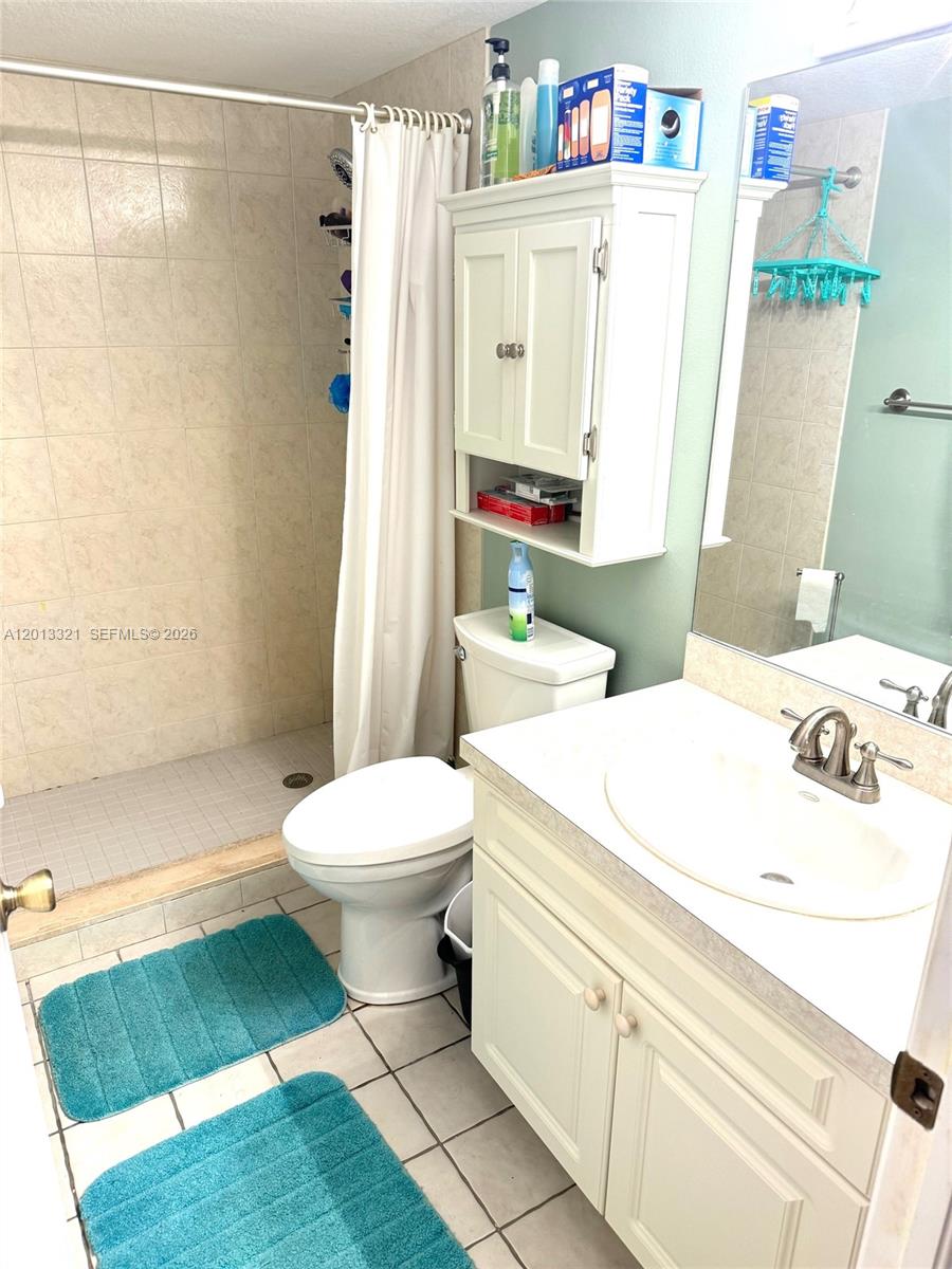 KINGSWOOD CONDO - Residential Lease