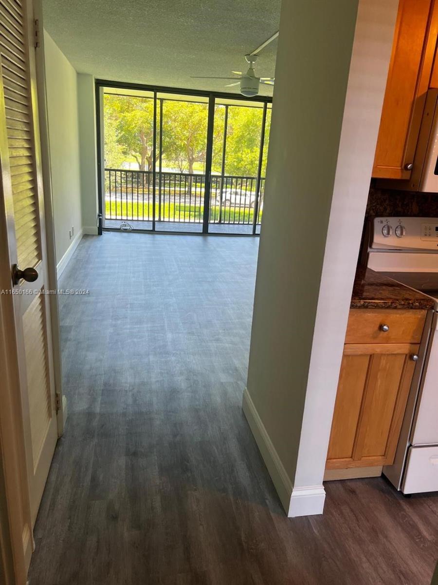 ENSENADA CONDO BLDG E-I - Residential