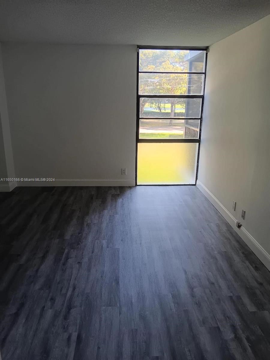 ENSENADA CONDO BLDG E-I - Residential