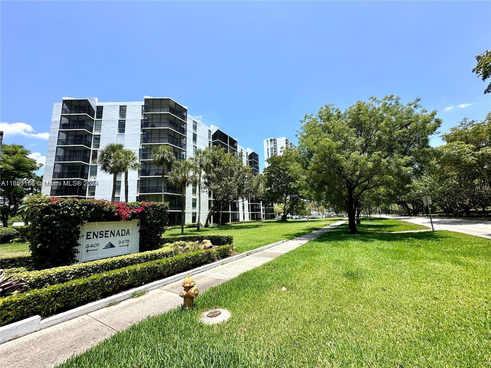 3475 N Country Club Dr 204, Aventura, Miami-Dade County, Florida - 1 Bedrooms  
2 Bathrooms - 