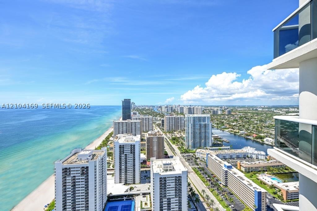 1850 S Ocean Dr LP4204