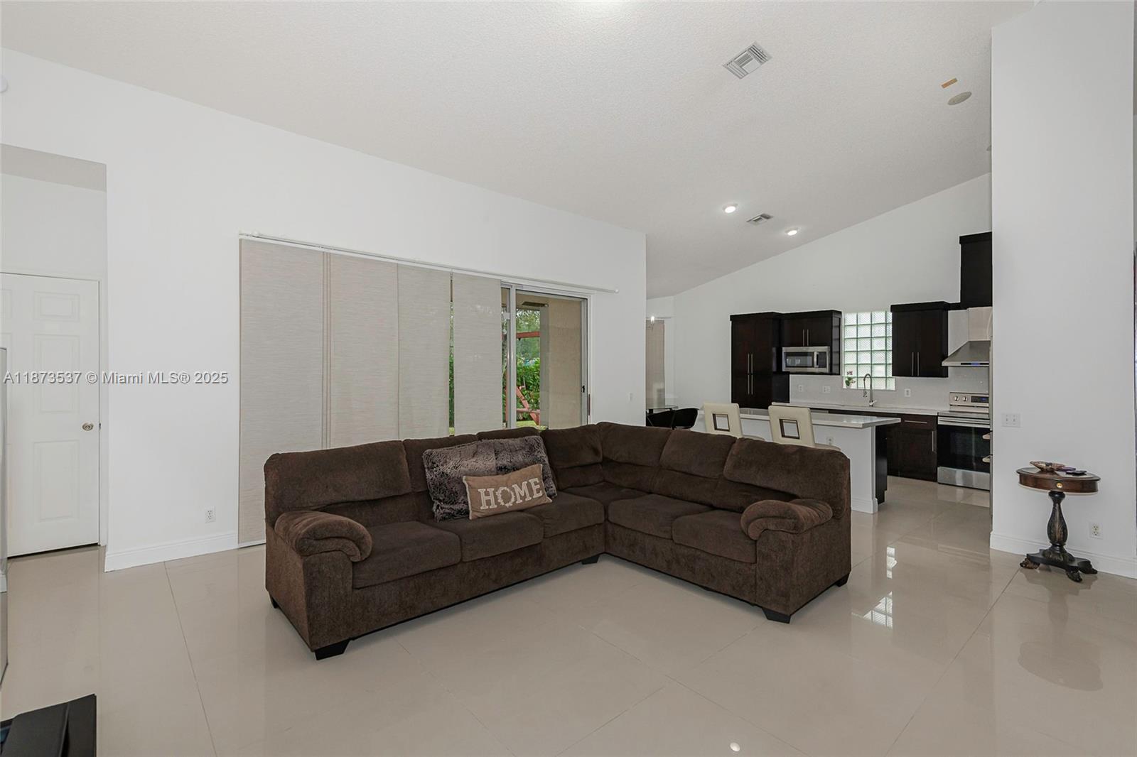5959 NW 74th St