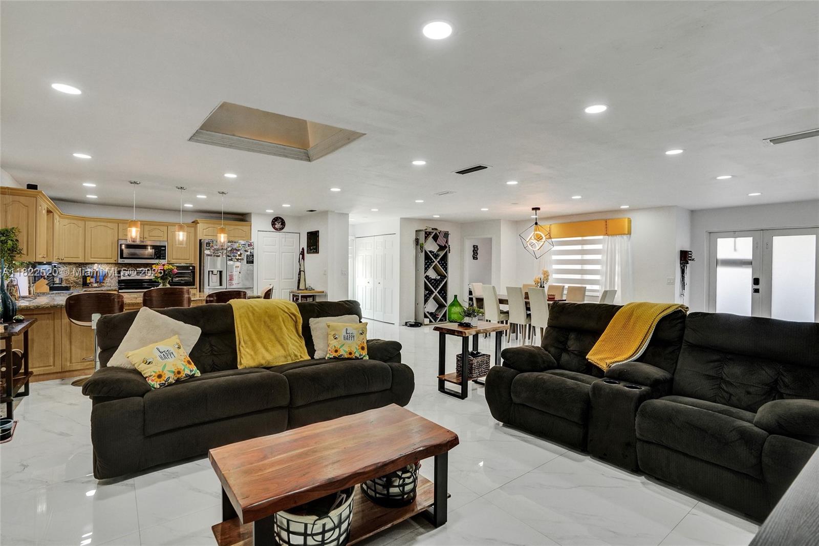 SEVILLA GARDENS SEC 1 - Residential